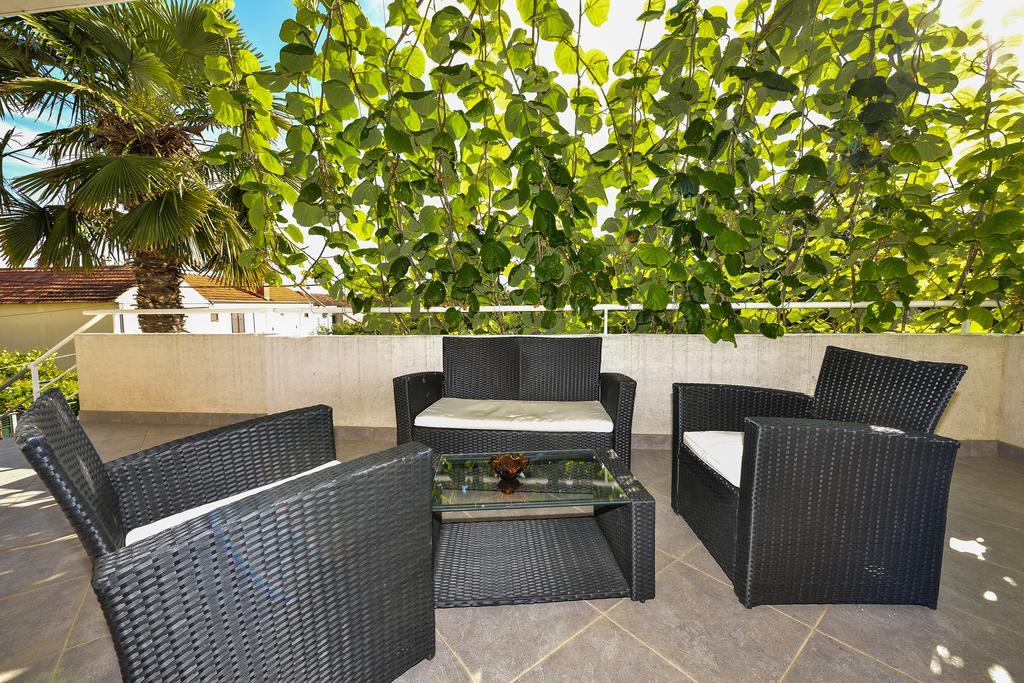 Apartments Mate Турань Экстерьер фото