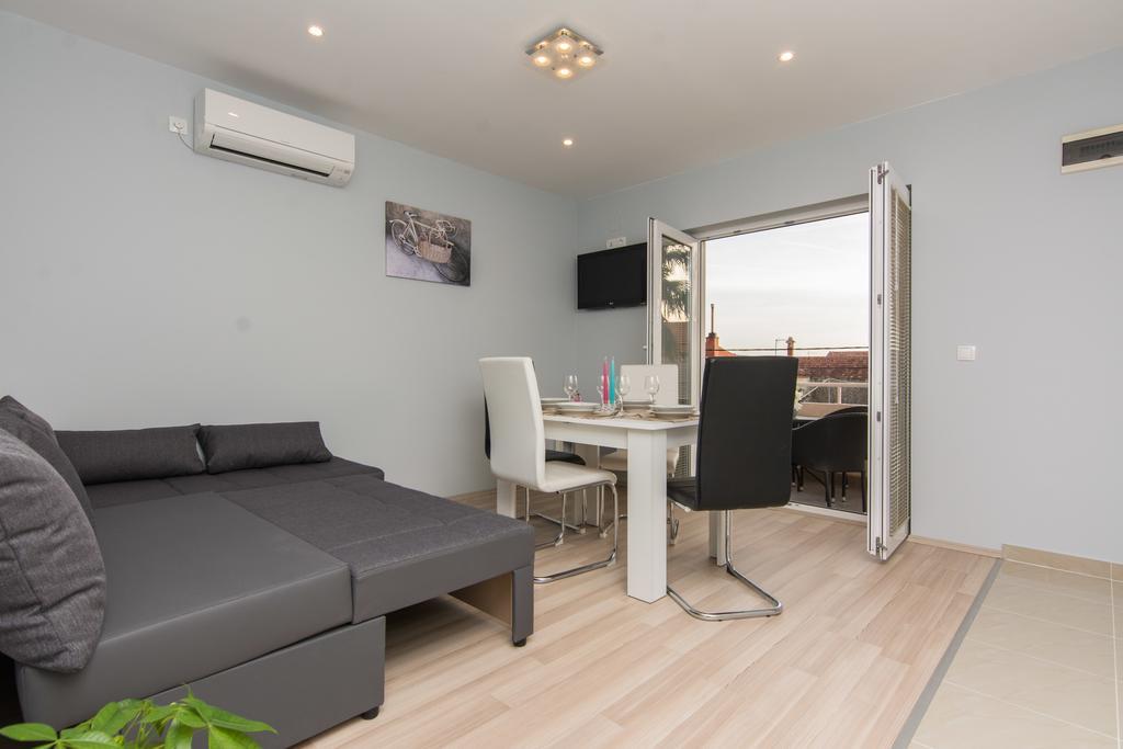 Apartments Mate Турань Экстерьер фото