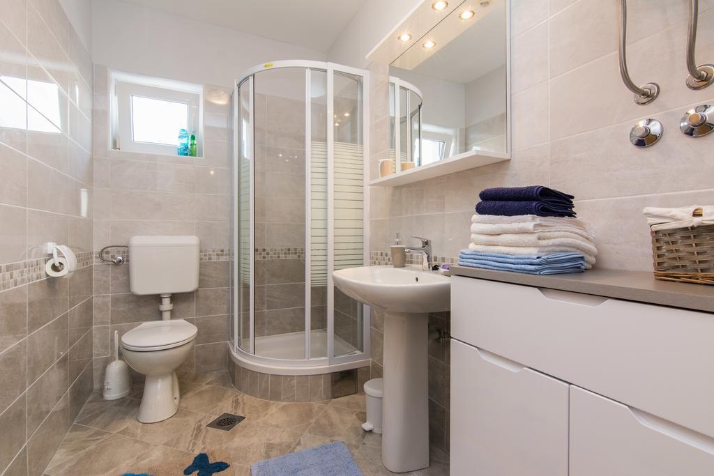 Apartments Mate Турань Экстерьер фото
