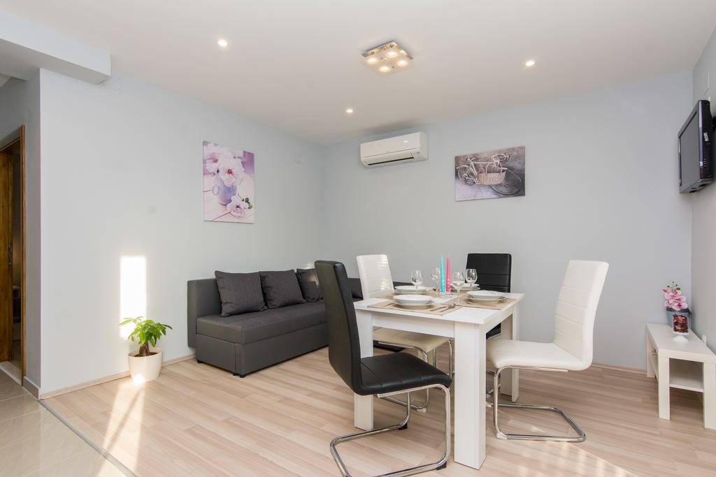 Apartments Mate Турань Экстерьер фото